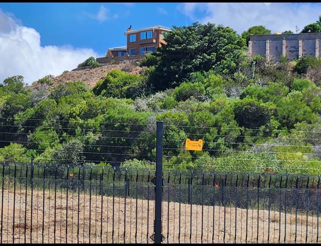 807M² VACANT LAND FOR SALE IN MENKENKOP